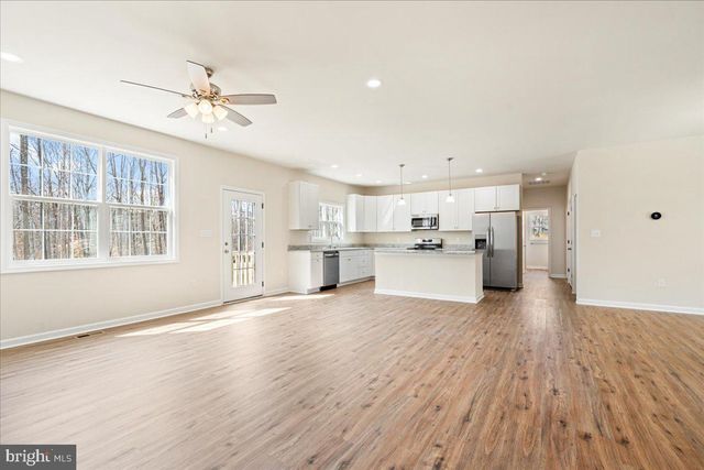 2132 MOUNT OLIVE RD, Beaverdam, VA 23015