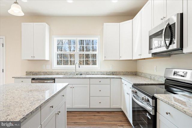2132 MOUNT OLIVE RD, Beaverdam, VA 23015