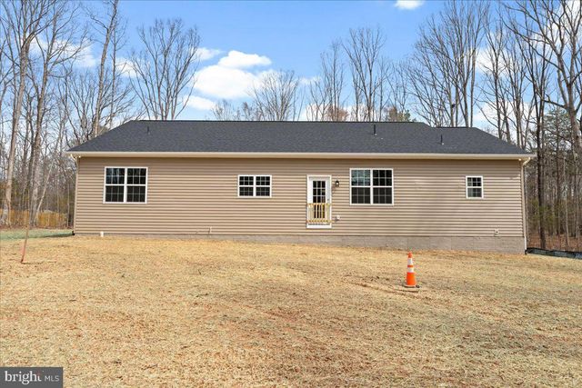 2132 MOUNT OLIVE RD, Beaverdam, VA 23015