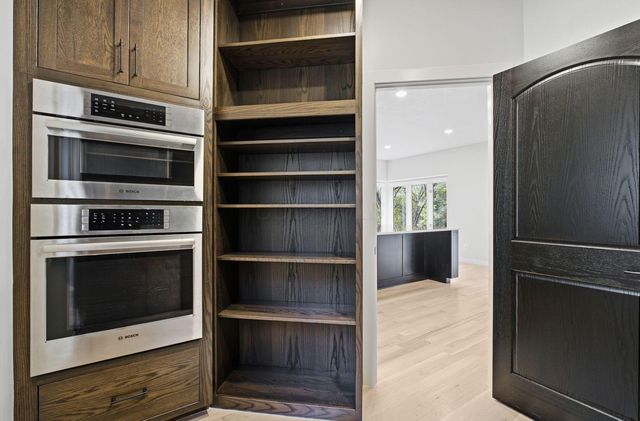 4640 Donegal Cliffs Drive, Dublin, OH 43017