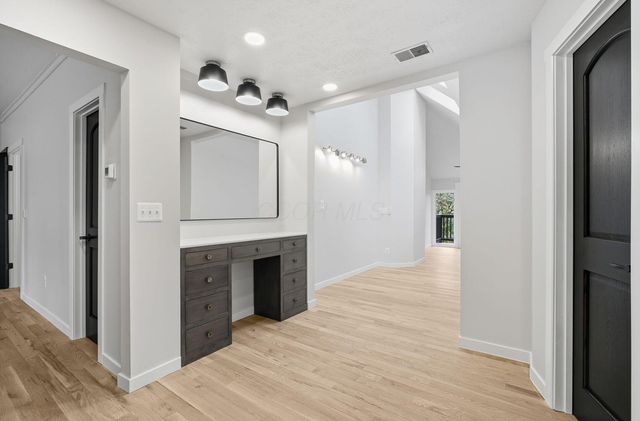 4640 Donegal Cliffs Drive, Dublin, OH 43017