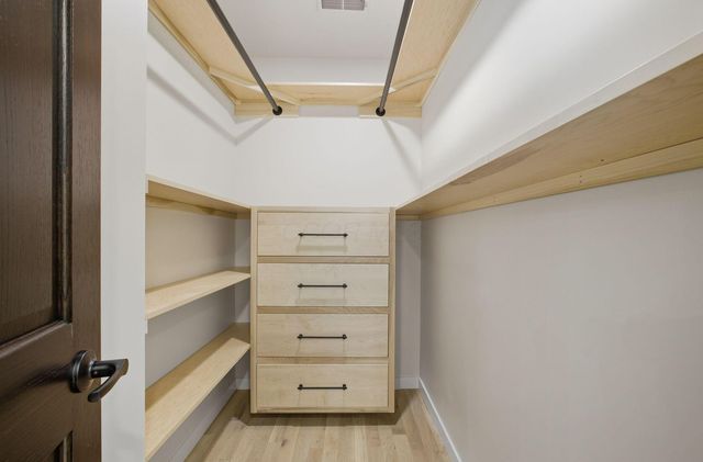 4640 Donegal Cliffs Drive, Dublin, OH 43017