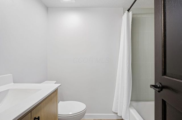 4640 Donegal Cliffs Drive, Dublin, OH 43017