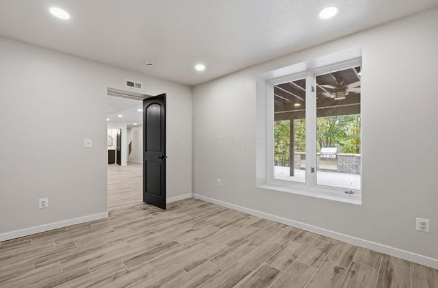 4640 Donegal Cliffs Drive, Dublin, OH 43017