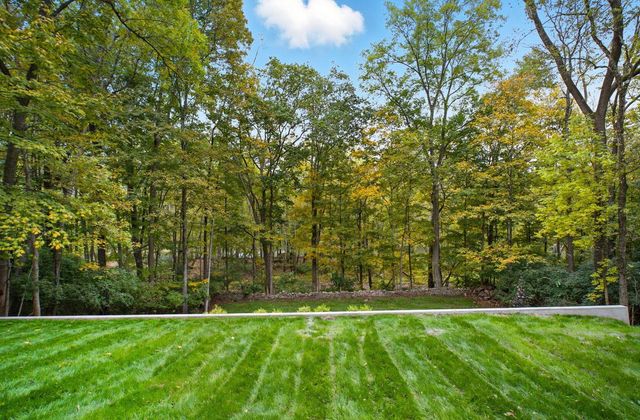 4640 Donegal Cliffs Drive, Dublin, OH 43017