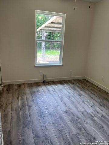 5034 Creekmoor, San Antonio, TX 78220