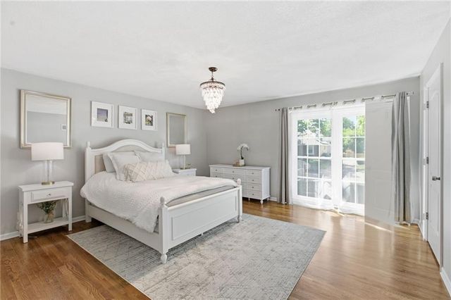 2110 W 120th Street, Leawood, KS 66209