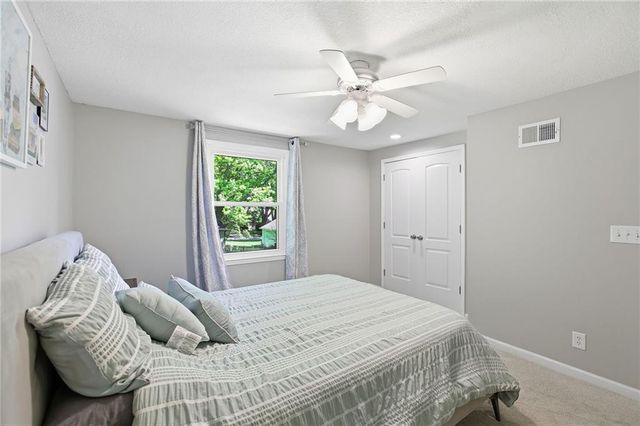 2110 W 120th Street, Leawood, KS 66209