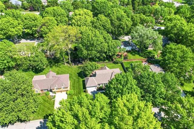 2110 W 120th Street, Leawood, KS 66209
