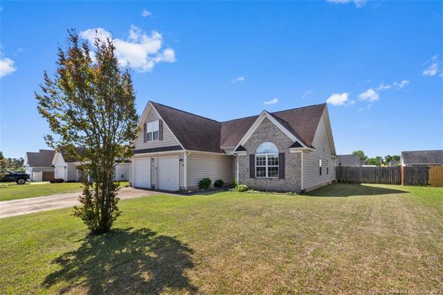 153 Westminster Drive, Raeford, NC 28376