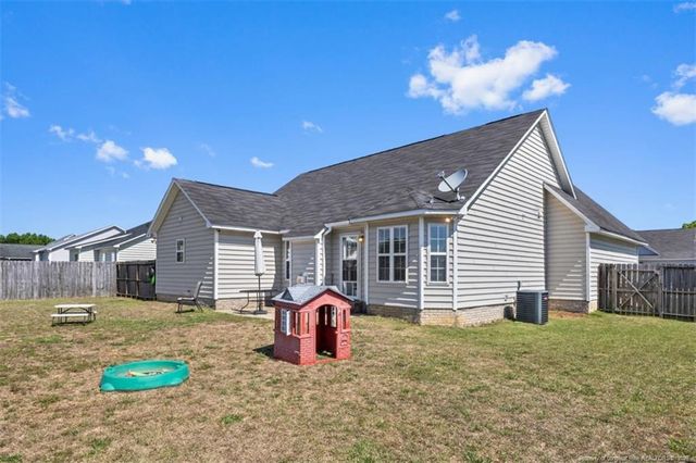 153 Westminster Drive, Raeford, NC 28376