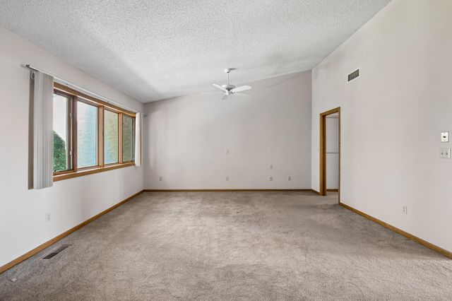 11620 Vista Drive, Hopkins, MN 55343