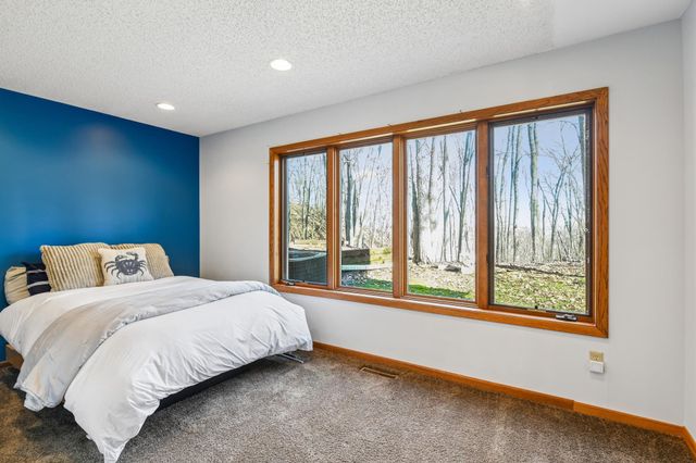 11620 Vista Drive, Hopkins, MN 55343