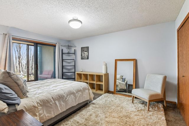 11620 Vista Drive, Hopkins, MN 55343