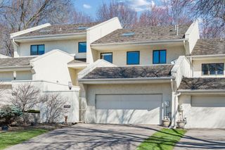 11620 Vista Drive, Hopkins, MN 55343