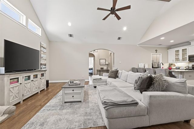 2026 Que Manor Drive, Houston, TX 77090