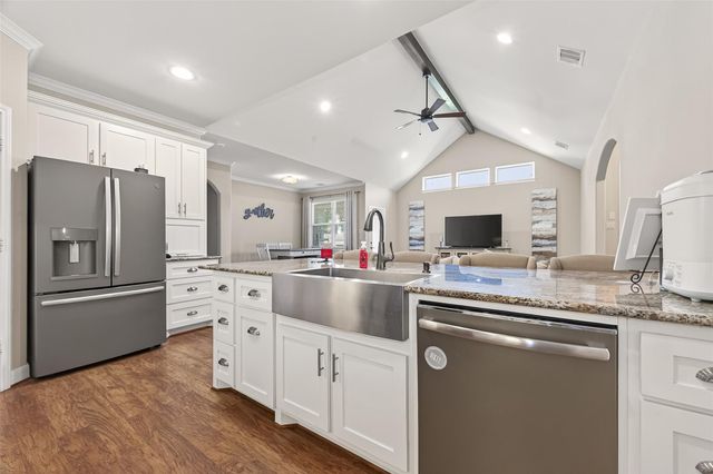 2026 Que Manor Drive, Houston, TX 77090