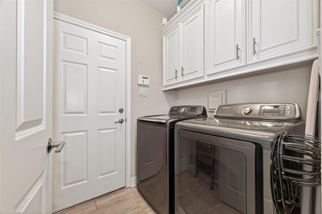 2026 Que Manor Drive, Houston, TX 77090