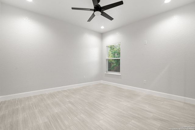 367 Rosebud, San Antonio, TX 78221