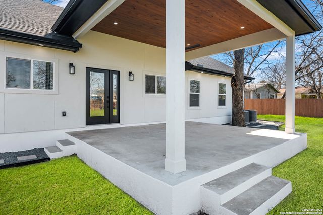 367 Rosebud, San Antonio, TX 78221