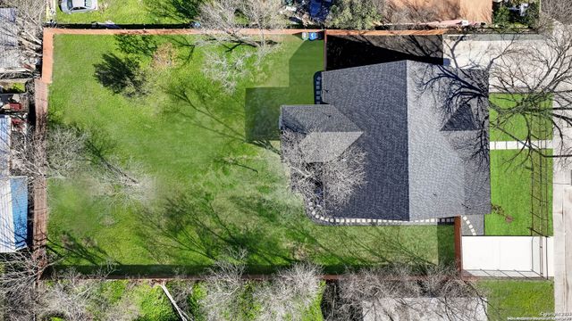 367 Rosebud, San Antonio, TX 78221