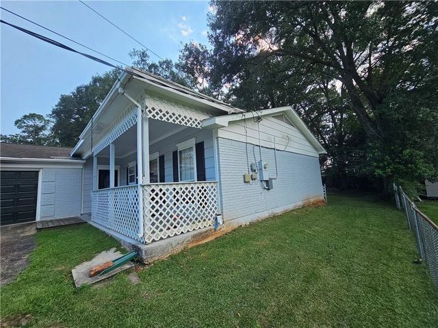 502 Nantucket Circle, Mobile, AL 36609