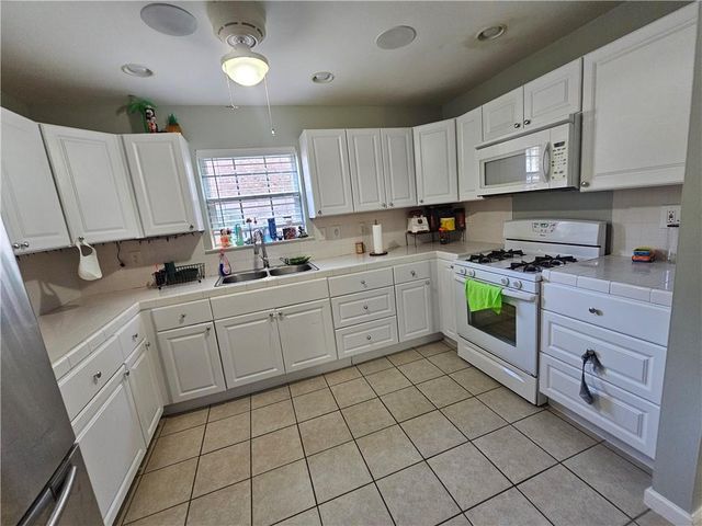 502 Nantucket Circle, Mobile, AL 36609