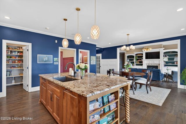 8218 Spring Glade Pl, Prospect, KY 40059