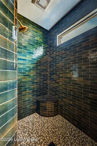8218 Spring Glade Pl, Prospect, KY 40059