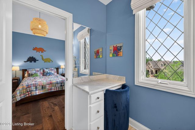 8218 Spring Glade Pl, Prospect, KY 40059