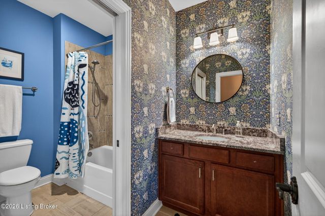 8218 Spring Glade Pl, Prospect, KY 40059
