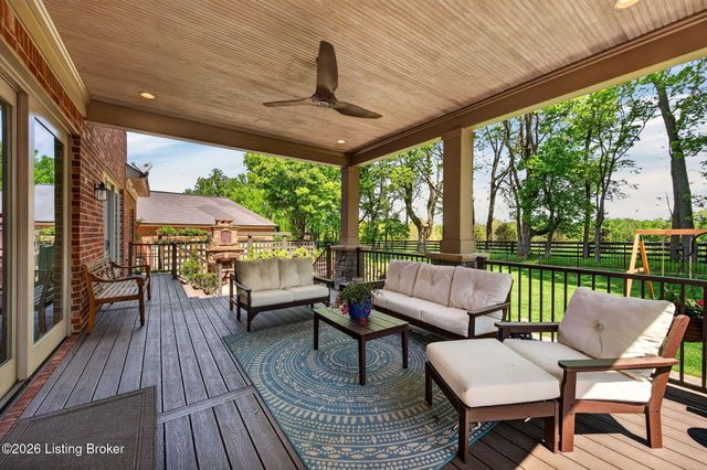 8218 Spring Glade Pl, Prospect, KY 40059