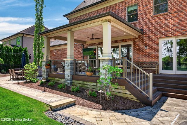 8218 Spring Glade Pl, Prospect, KY 40059