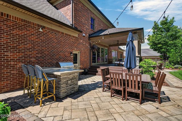 8218 Spring Glade Pl, Prospect, KY 40059