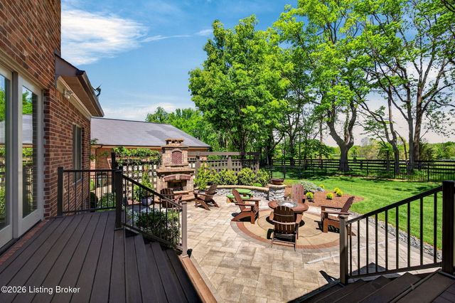 8218 Spring Glade Pl, Prospect, KY 40059