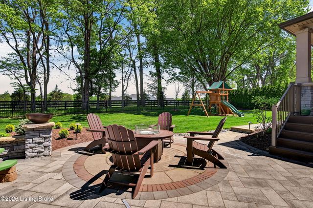 8218 Spring Glade Pl, Prospect, KY 40059