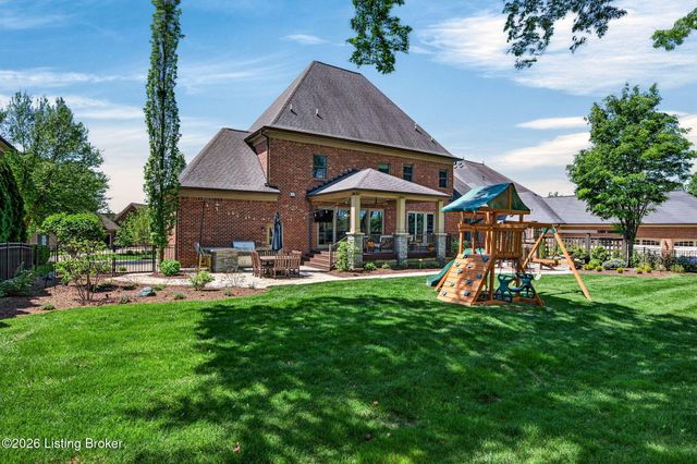 8218 Spring Glade Pl, Prospect, KY 40059