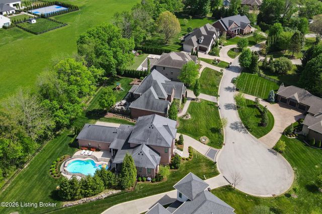 8218 Spring Glade Pl, Prospect, KY 40059