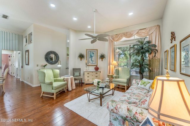 8982 HUNT VALLEY Drive W, Jacksonville, FL 32257