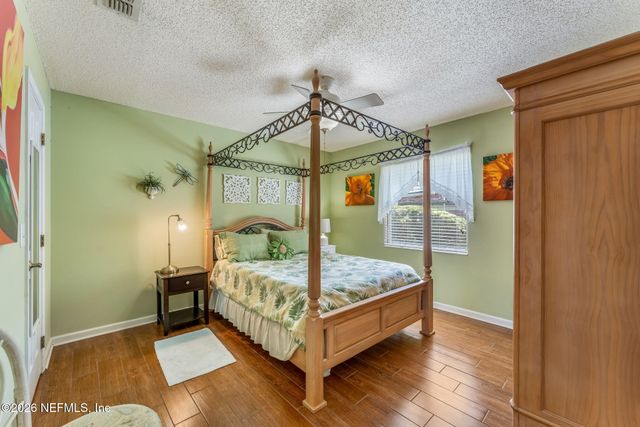 8982 HUNT VALLEY Drive W, Jacksonville, FL 32257