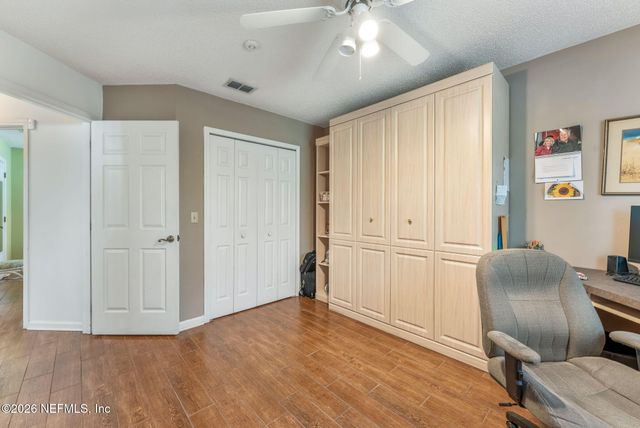 8982 HUNT VALLEY Drive W, Jacksonville, FL 32257