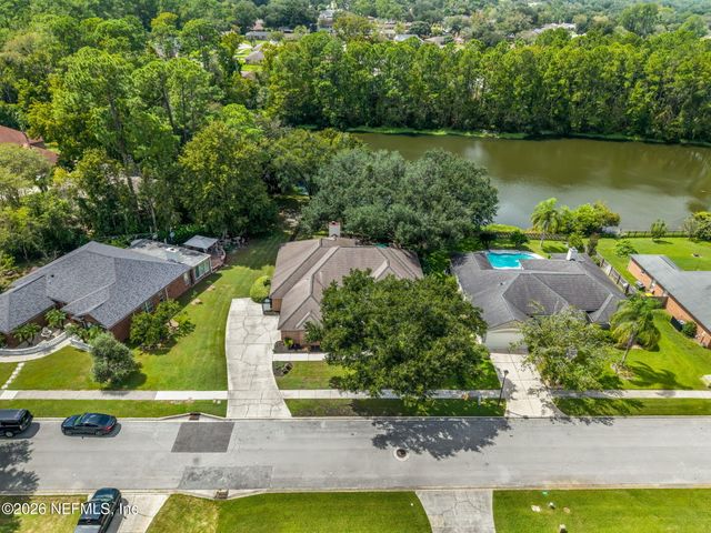 8982 HUNT VALLEY Drive W, Jacksonville, FL 32257