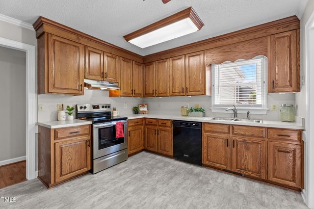 105 Barrington Court, Rocky Mount, NC 27803