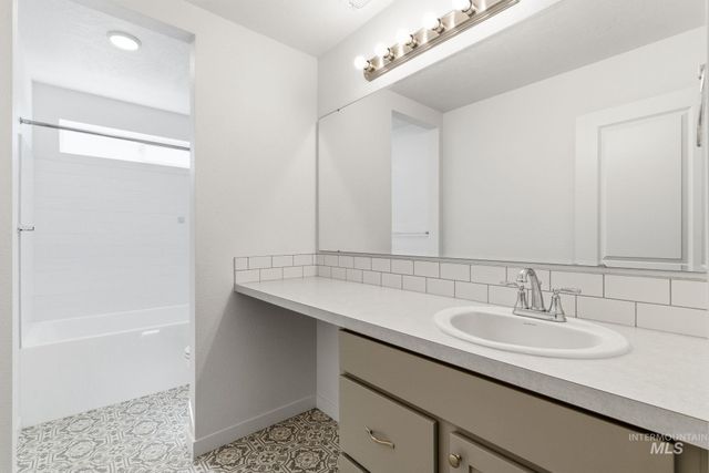 110 Homesteaders St., Middleton, ID 83644