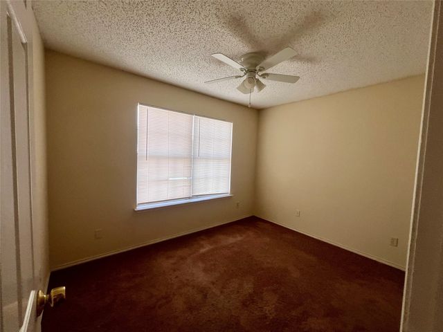 304 Trees Drive, Cedar Hill, TX 75104