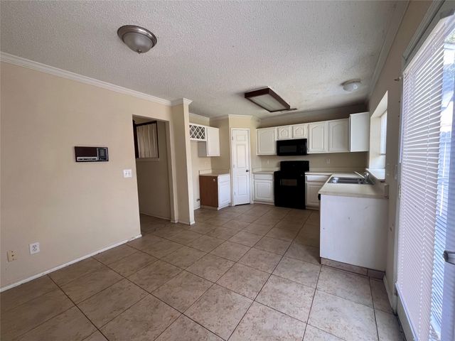 304 Trees Drive, Cedar Hill, TX 75104