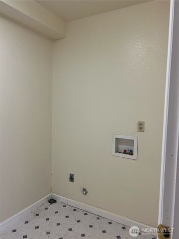 2008 Shattuck Avenue S, Renton, WA 98055