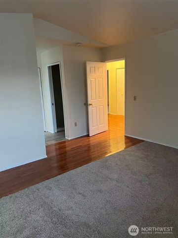 2008 Shattuck Avenue S, Renton, WA 98055