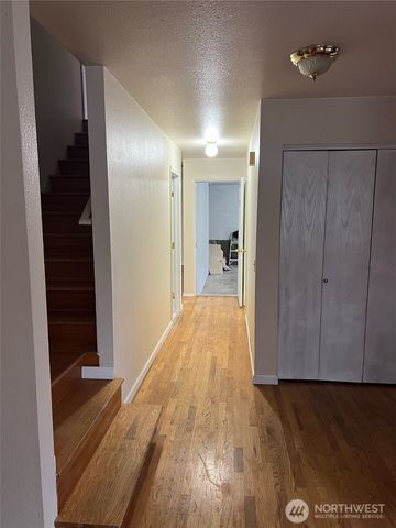 2008 Shattuck Avenue S, Renton, WA 98055