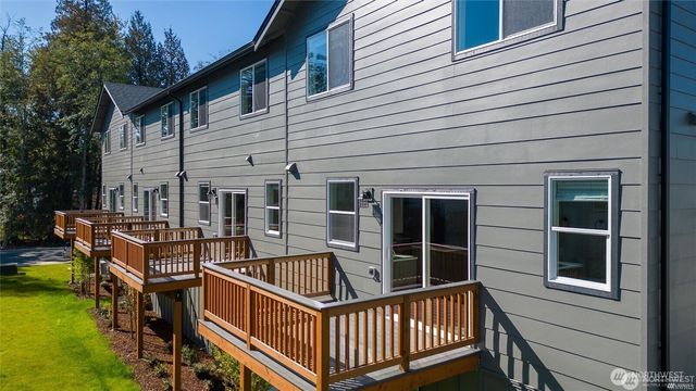 2290 SWEET GUM LOOP, Blaine, WA 98230